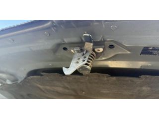 bontott BMW 5 E60 Motorháztető Zárszerkezet