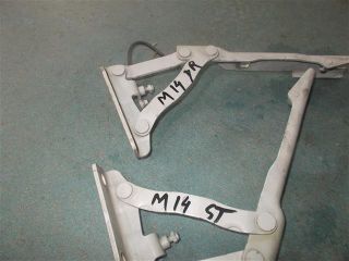 bontott BMW 5 E60 Motorháztető Zsanér Pár