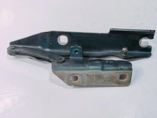 bontott BMW 5 E60 Motorháztető Zsanér Pár