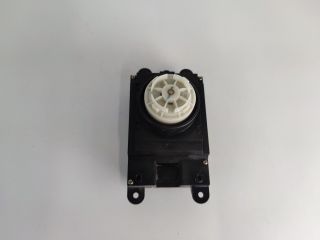 bontott BMW 5 E60 Multimédia Vezérlő