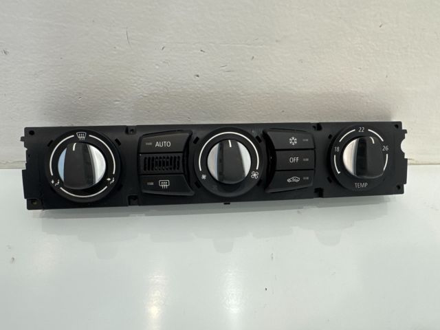 bontott BMW 5 E60 Navigációs Fejegység