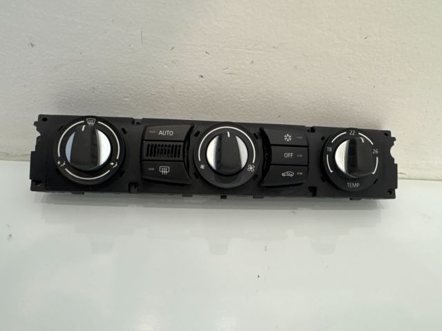 bontott BMW 5 E60 Navigációs Fejegység