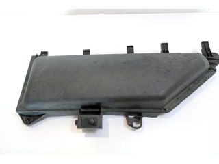 bontott BMW 5 E60 Pollenszűrő Fedél