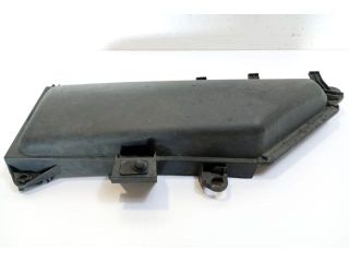 bontott BMW 5 E60 Pollenszűrő Fedél