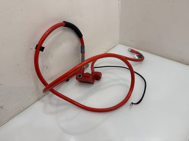 bontott BMW 5 E60 Pozitív Kábel