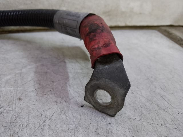 bontott BMW 5 E60 Pozitív Kábel