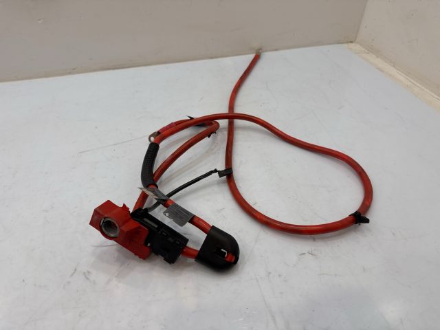 bontott BMW 5 E60 Pozitív Kábel