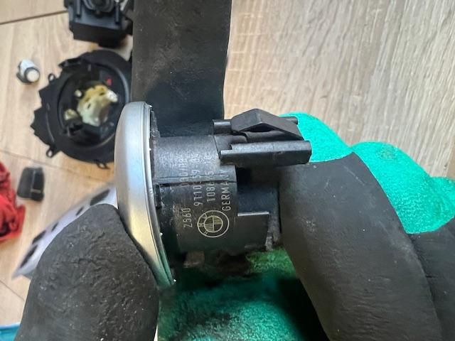 bontott BMW 5 E60 Start / Stop Indító Gomb