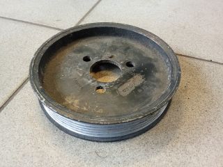 bontott BMW 5 E60 Szervó Szivattyú Szíjtárcsa