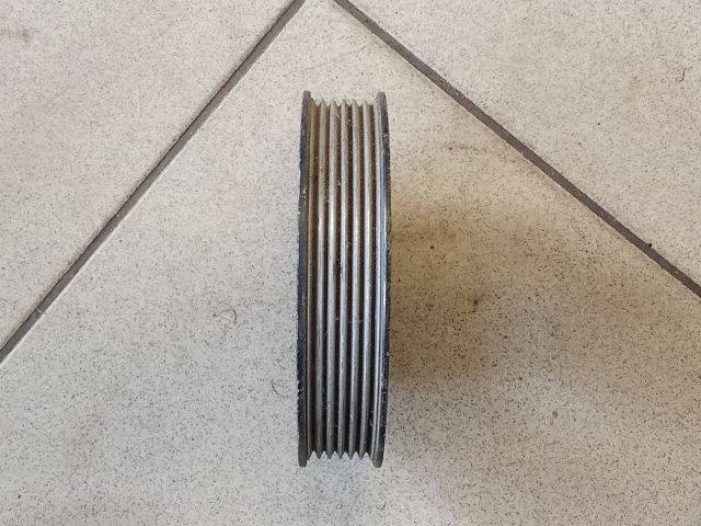 bontott BMW 5 E60 Szervó Szivattyú Szíjtárcsa