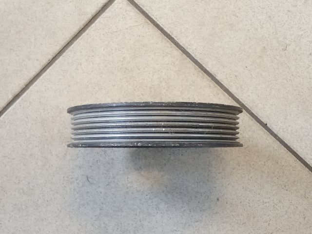 bontott BMW 5 E60 Szervó Szivattyú Szíjtárcsa