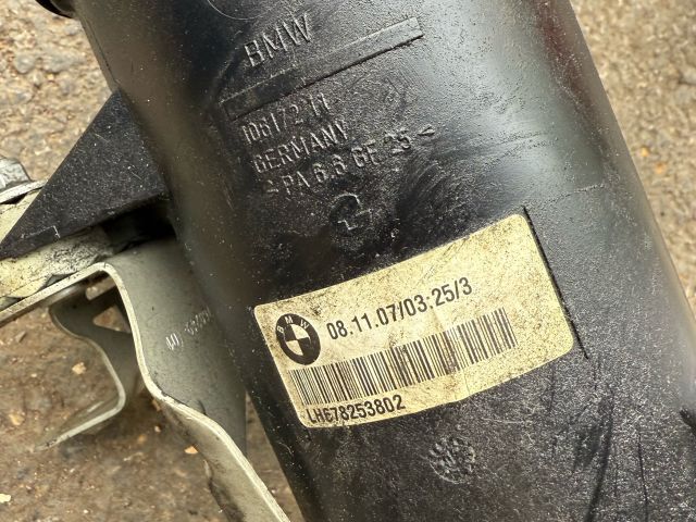 bontott BMW 5 E60 Szervóolaj Tartály