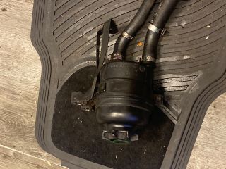 bontott BMW 5 E60 Szervóolaj Tartály