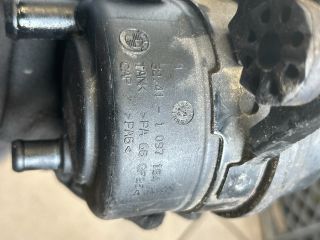 bontott BMW 5 E60 Szervóolaj Tartály