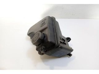 bontott BMW 5 E60 Szervóolaj Tartály