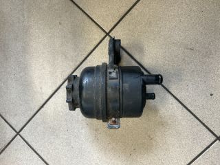 bontott BMW 5 E60 Szervóolaj Tartály