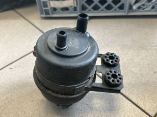 bontott BMW 5 E60 Szervóolaj Tartály