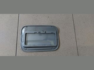 bontott BMW 5 E60 Tankajtó