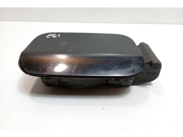 bontott BMW 5 E60 Tankajtó