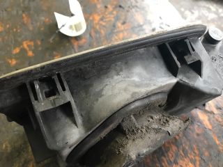 bontott BMW 5 E60 Tankajtó