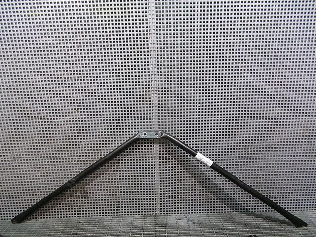 bontott BMW 5 E60 Tartó Bak