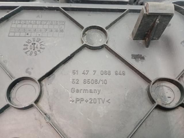 bontott BMW 5 E60 Tartó Bak