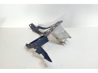 bontott BMW 5 E60 Tartó Bak