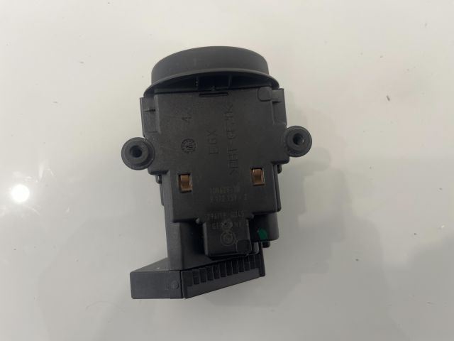 bontott BMW 5 E60 Távirányító Kulcsbetét