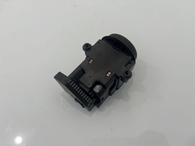 bontott BMW 5 E60 Távirányító Kulcsbetét