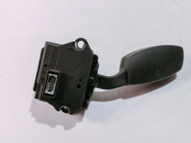 bontott BMW 5 E60 Tempomat Kar (Magában)