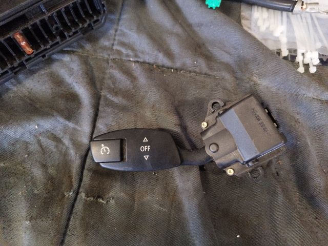 bontott BMW 5 E60 Tempomat Kar (Magában)