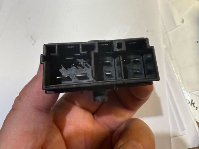 bontott BMW 5 E60 Ülés Elektronika