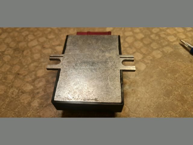 bontott BMW 5 E60 Üzemanyag Befecskendező Vezérlő