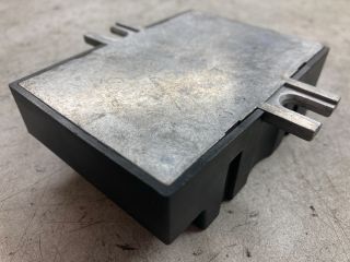 bontott BMW 5 E60 Üzemanyag Befecskendező Vezérlő