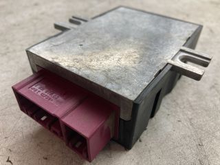 bontott BMW 5 E60 Üzemanyag Befecskendező Vezérlő