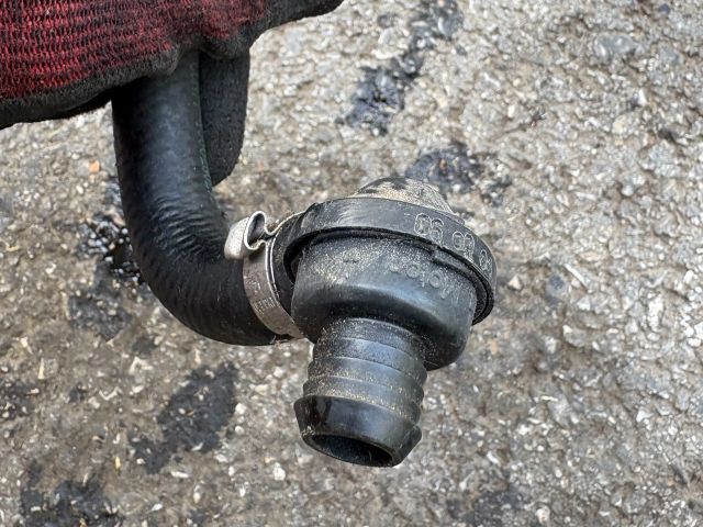 bontott BMW 5 E60 Vákum Cső