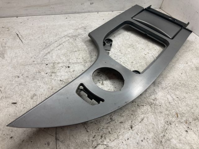 bontott BMW 5 E60 Váltókar Keret