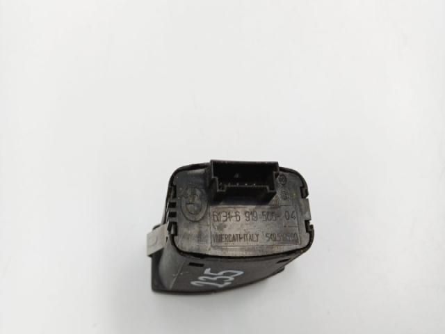 bontott BMW 5 E60 Vészvillogó Kapcsoló