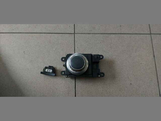 bontott BMW 5 E60 Video Elektronika