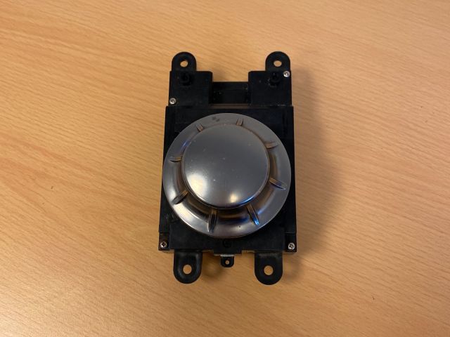 bontott BMW 5 E60 Video Elektronika