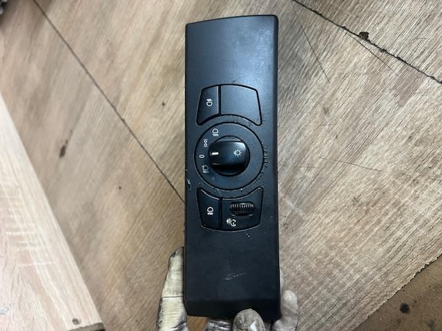 bontott BMW 5 E60 Világítás Kapcsoló