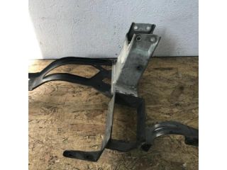 bontott BMW 5 E60 Vízhűtő Radiátor Tartó