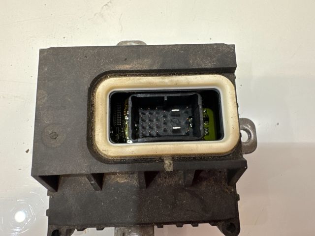 bontott BMW 5 E60 Xenon Trafó