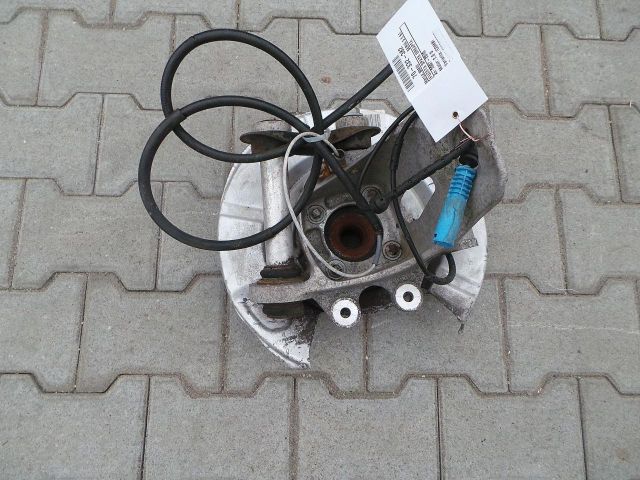 bontott BMW 5 E61 Jobb hátsó Csonkállvány