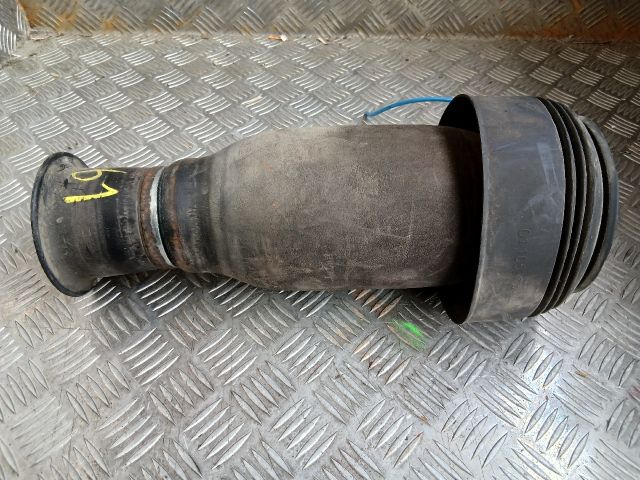 bontott BMW 5 E61 Jobb hátsó Rugó