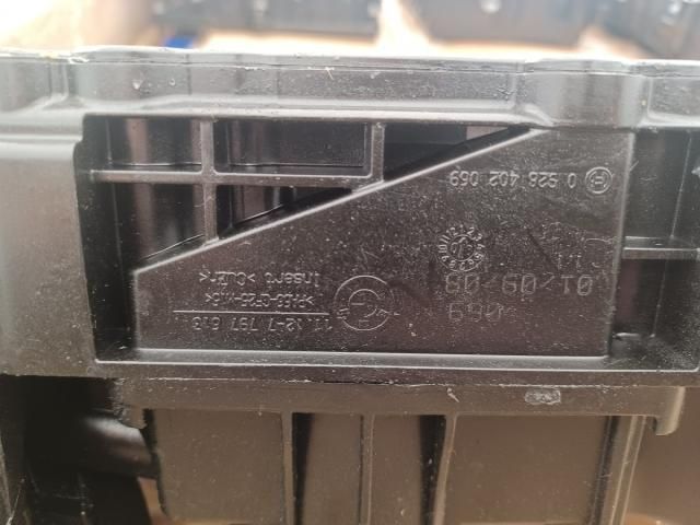 bontott BMW 5 E61 Szelepfedél