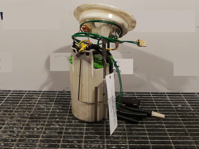 bontott BMW 5 E61 Üzemanyag Szivattyú