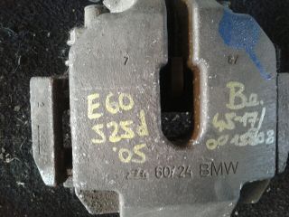 bontott BMW 5 E61 Bal első Féknyereg Munkahengerrel