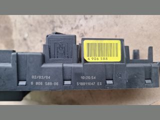 bontott BMW 5 E61 Biztosítéktábla Motortér