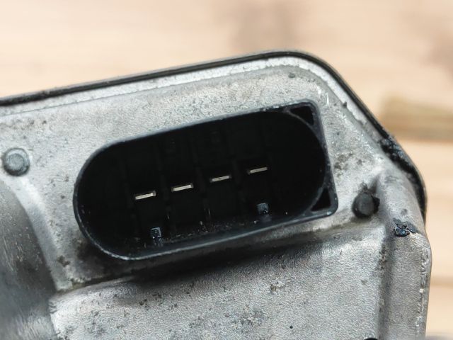 bontott BMW 5 E61 Fojtószelep (Elektromos)